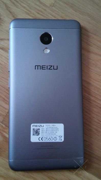 Meizu m3s 2/16GB идеальное состояние