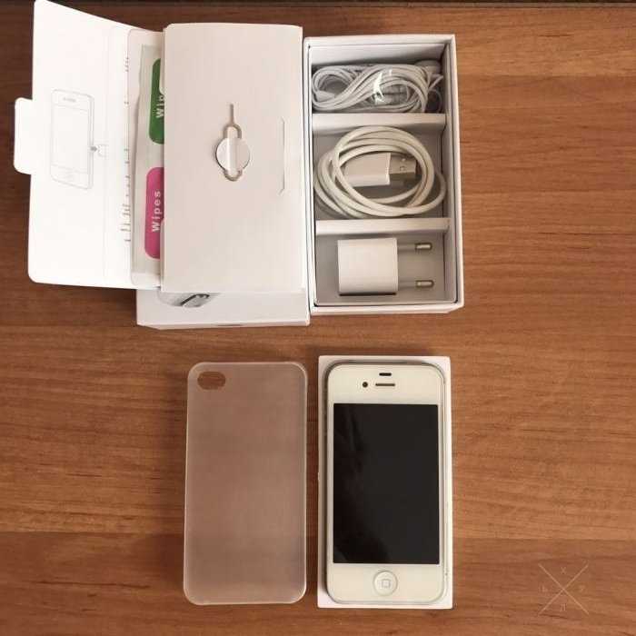 IPhone 4s white 8gb как новый!