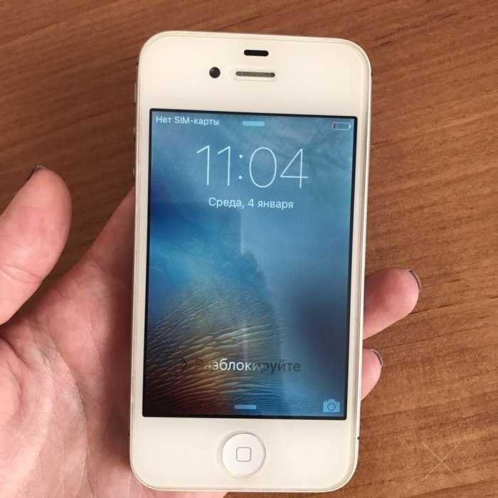IPhone 4s white 8gb как новый!