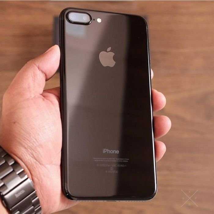 NEW. iPhone 7 Plus Jet Black 128gb +Чехол