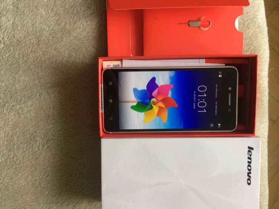 Продам телефон Леново с90