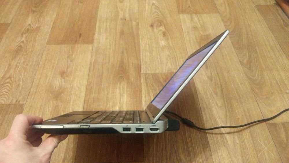 Мощный Dell Latitude E6220 - i5-2520M / 4gb / 250Gb / Intel HD 3000