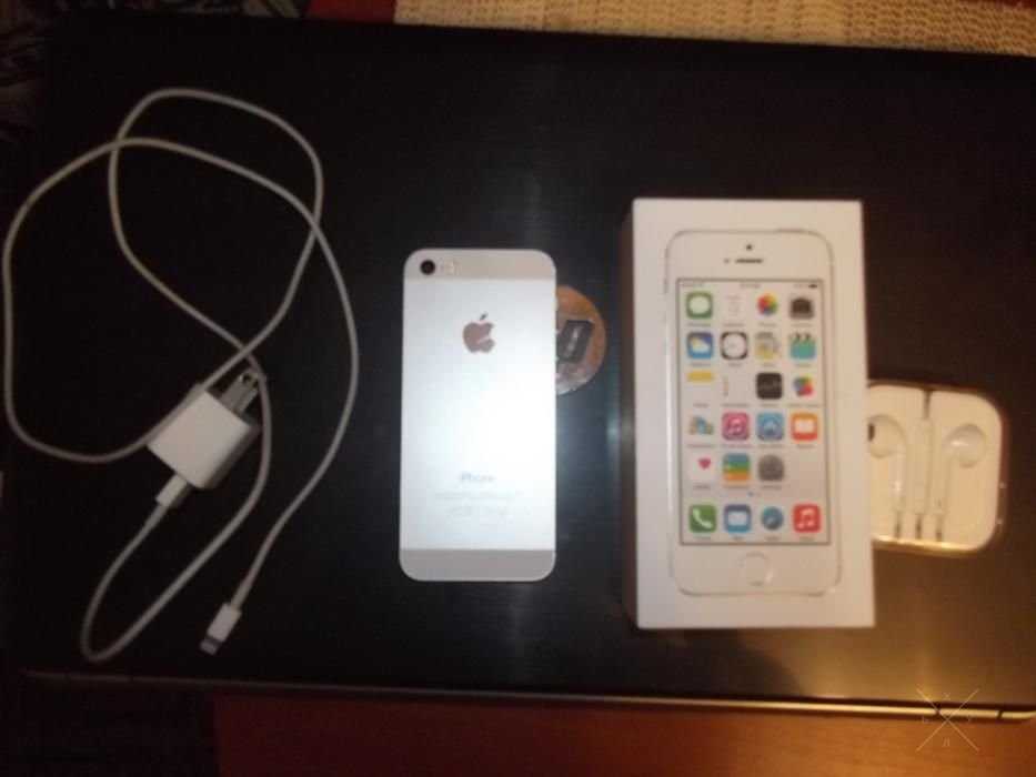 Iphone 5S cеребряный