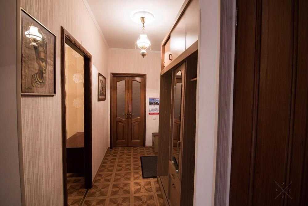 Квартира возле метро с ремонтом, м.Академгородок(2 минуты пешком)