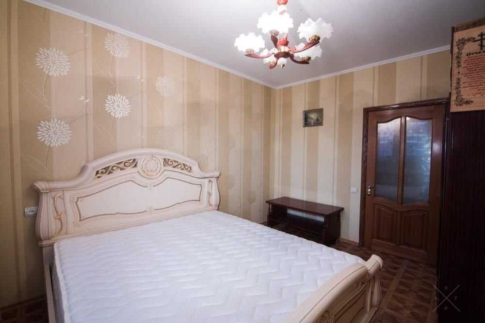 Квартира возле метро с ремонтом, м.Академгородок(2 минуты пешком)