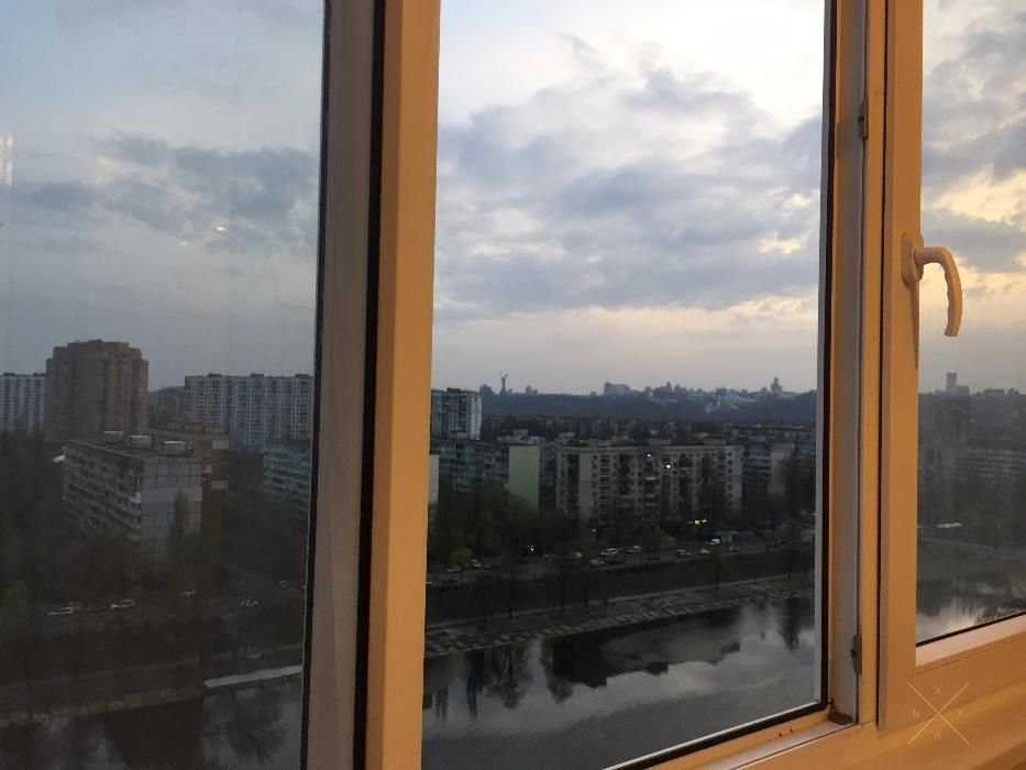 1ком 57 м2, ВИДОВАЯ, ул. Туманяна 15а, евроремонт, м. Левобережная
