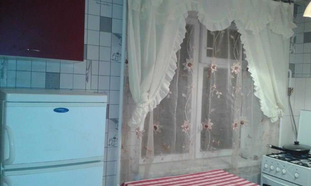 Сдам 3 ком ул Кавказская, м "Вокзальная" после косметического ремонта
