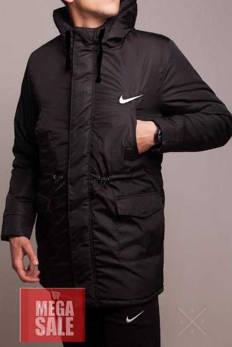 Расспродажа!Cпортивная куртка Парка Nike. Значок вышит!!