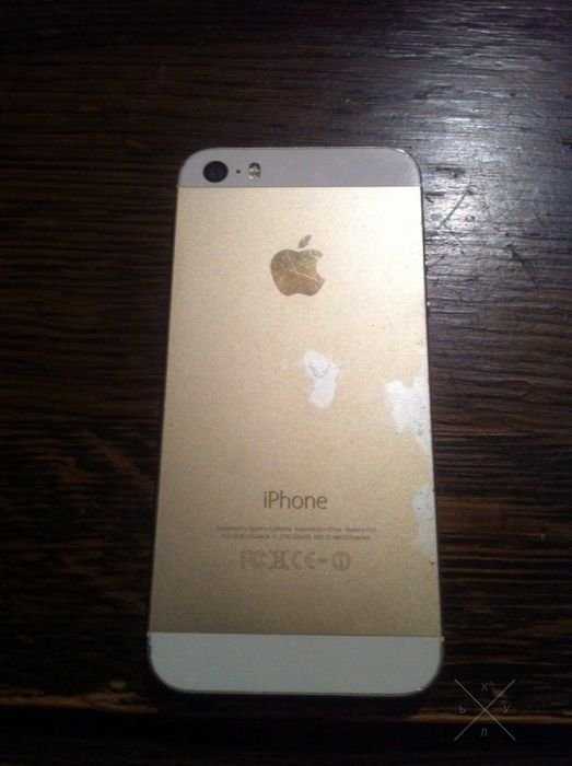 Продам IPhone 5s 32