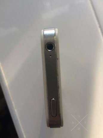 Продам Iphone 4s 16 gb
