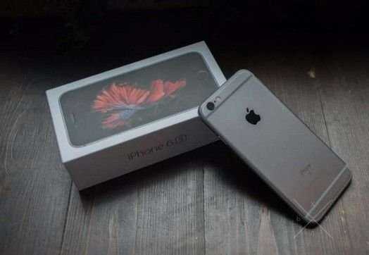 Смартфон Apple Iphone 6S 4.7"! Озу-2Gb! Super Amoled! +PowerBank!