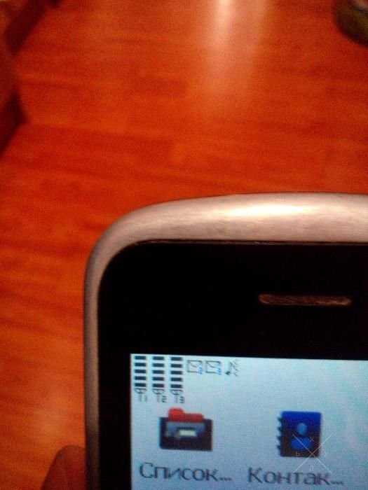 Телефон на 3 сим карты работающих одновременно. Nokia C6