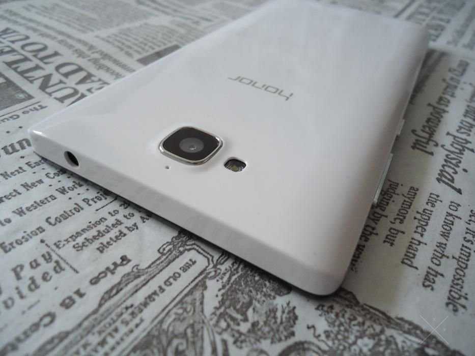 Телефон Huawei Honor H30 {Android, 8 и 5 Мп, 6 ядер}