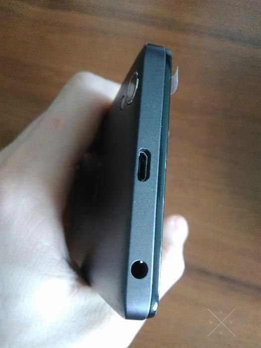Продам смартфон Lenovo a 6010 RED + BLACK + WHITE ( в наявності всі)
