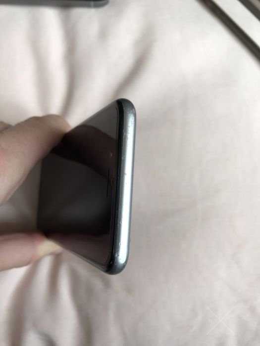 Продам iphone 6 на 16 gb