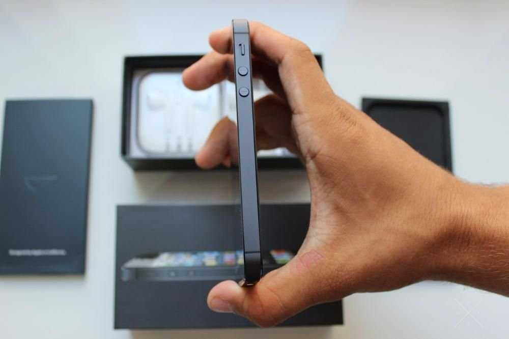 iPhone 5 16gb НОВЫЙ черный/black
