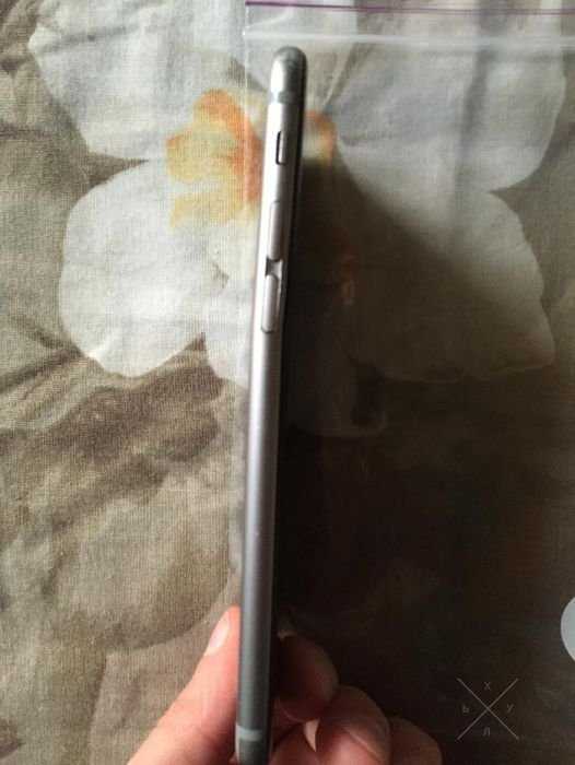 Продам Apple iPhone 6 16GB Space Gray