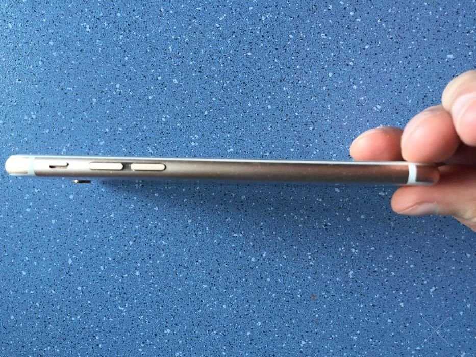Продам Apple iPhone 6 64GB Gold