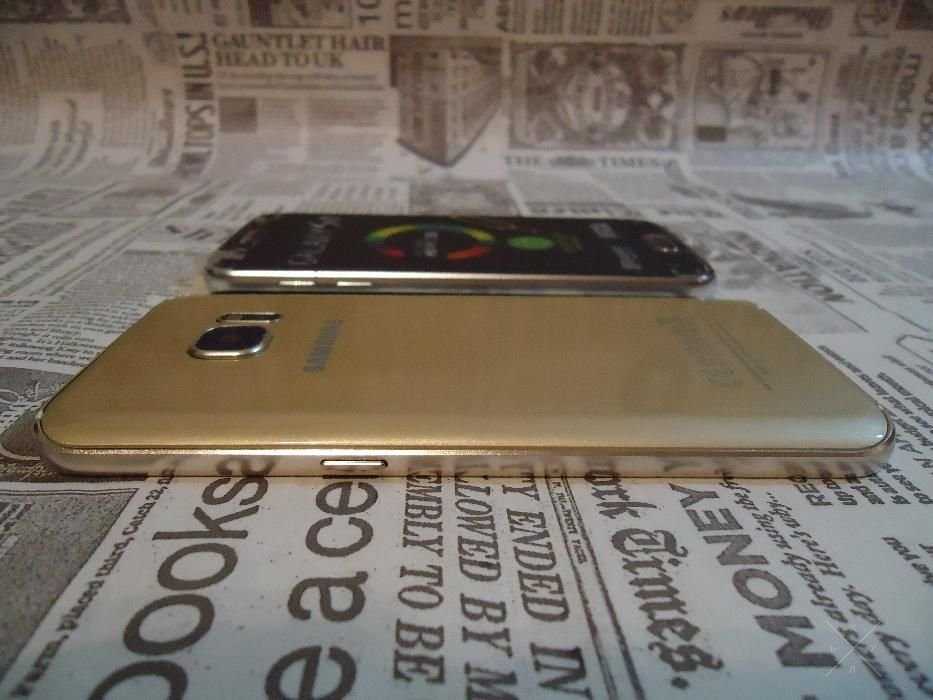 Телефон Samsung Galaxy S7 {5.1” экран, Android, + защитное стекло}