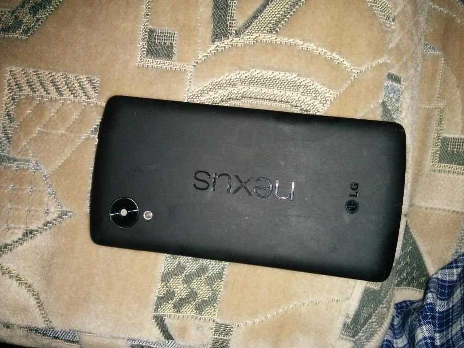 LG Google nexus 5 16gb черный на запчасти