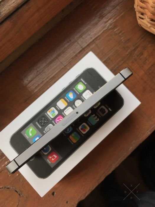 iPhone 5s неверлок 32гб
