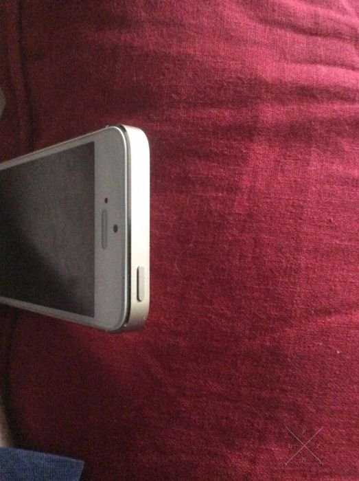 Продам iPhone 5s 16gb neverlok