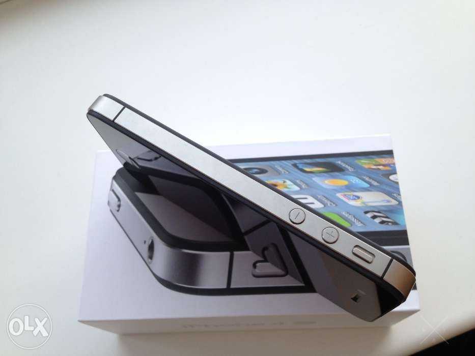 iPhone 4S 16Gb Neverlock, отличное состояние, ГАРАНТИЯ! Весь КОМПЛЕКТ!