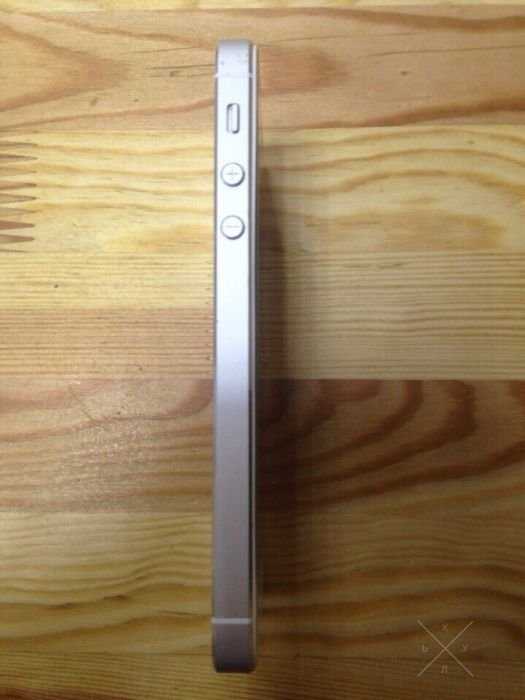 Продам iPhone 5 neverlock 16gb silver
