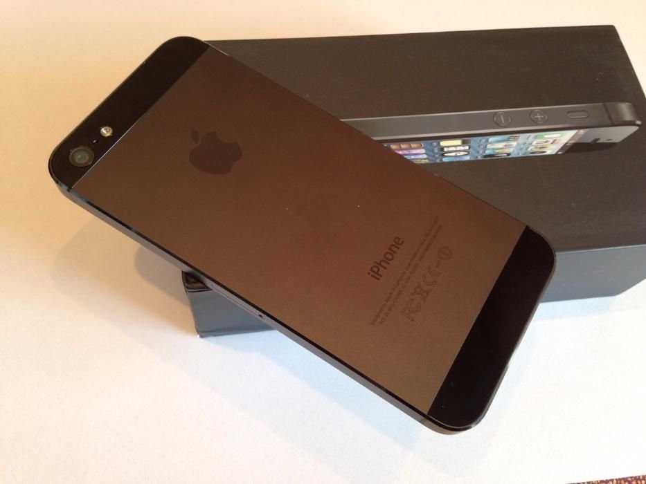 в ОТЛИЧНОМ СОСТОЯНИИ iPhone 5 16Gb Гарантия, Полный комплект
