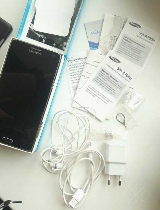 Samsung Galaxy A7 смартфон + чехол