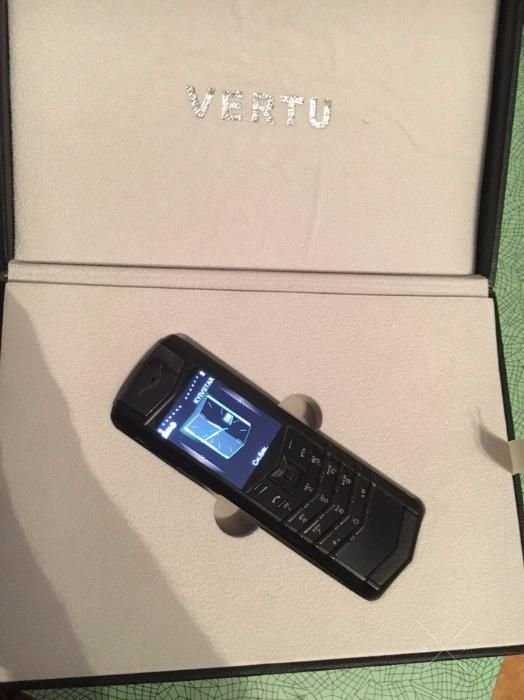 телефон Vertu Signature s design