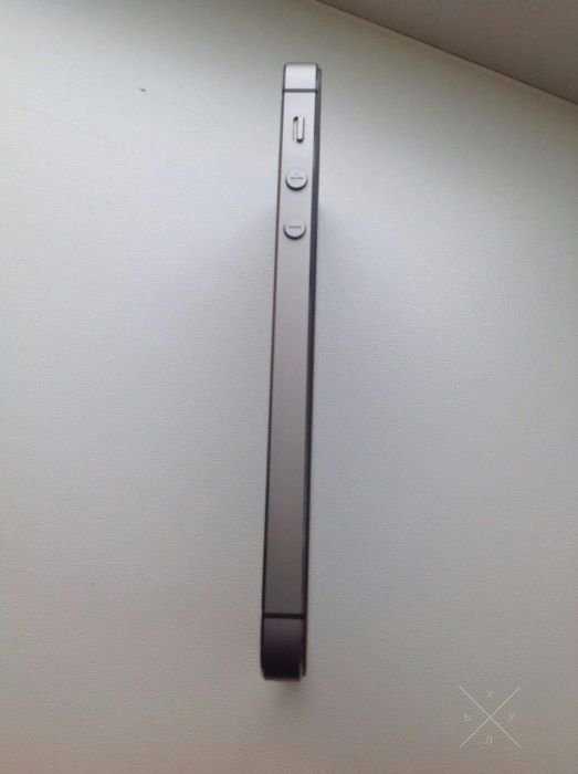 Продам айфон5S ,32 гигабайта