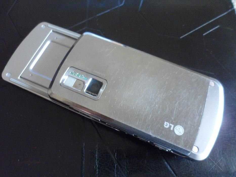 Телефон Lg KE 790 оригинал в металлическом корпусе.