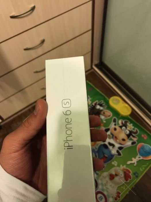 iPhone 6s 64 новый!
