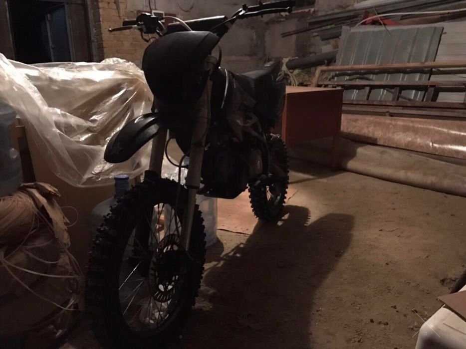 Продам мотоцикл GEON Xpit