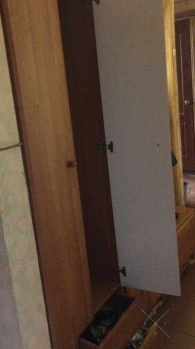 Продам шкаф в прихожую
