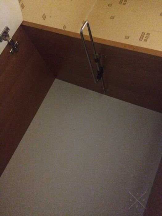 Продам шкаф в прихожую