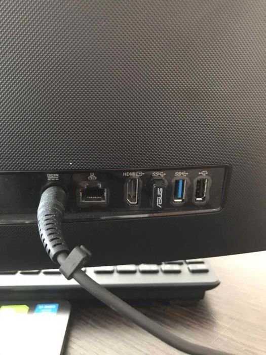 Asus ET2231NT