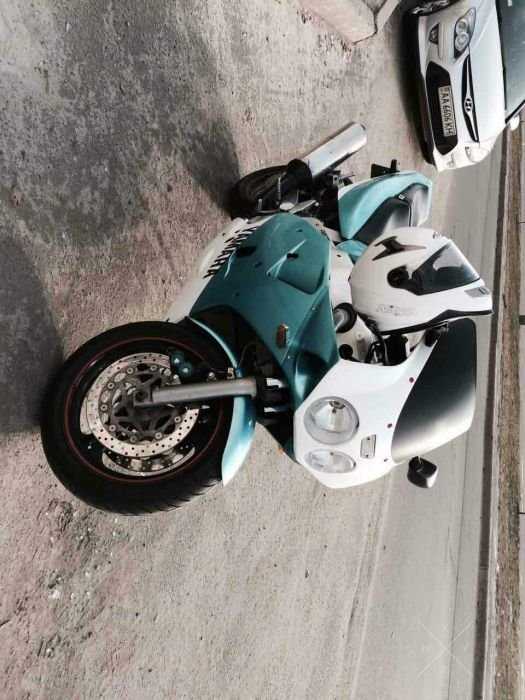 мотоцикл. Yamaxa FZR.ямаха 1000.