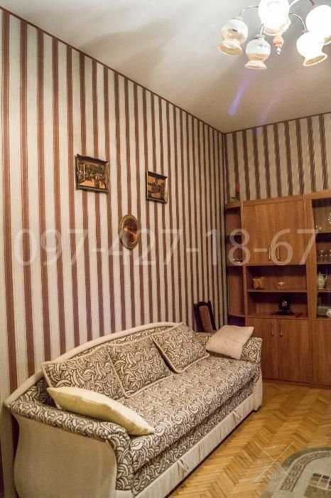 Срочно! Сдам Отличную 2х комн.кв., ул.Кловский спуск 17. Печерск!