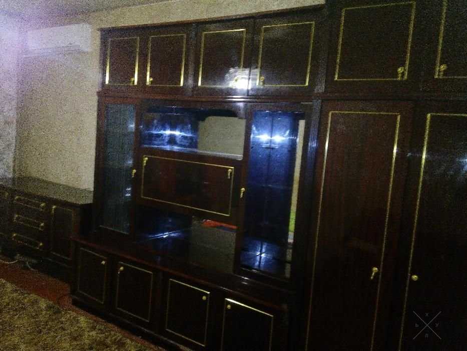 Стенка Мираж и письменный стол