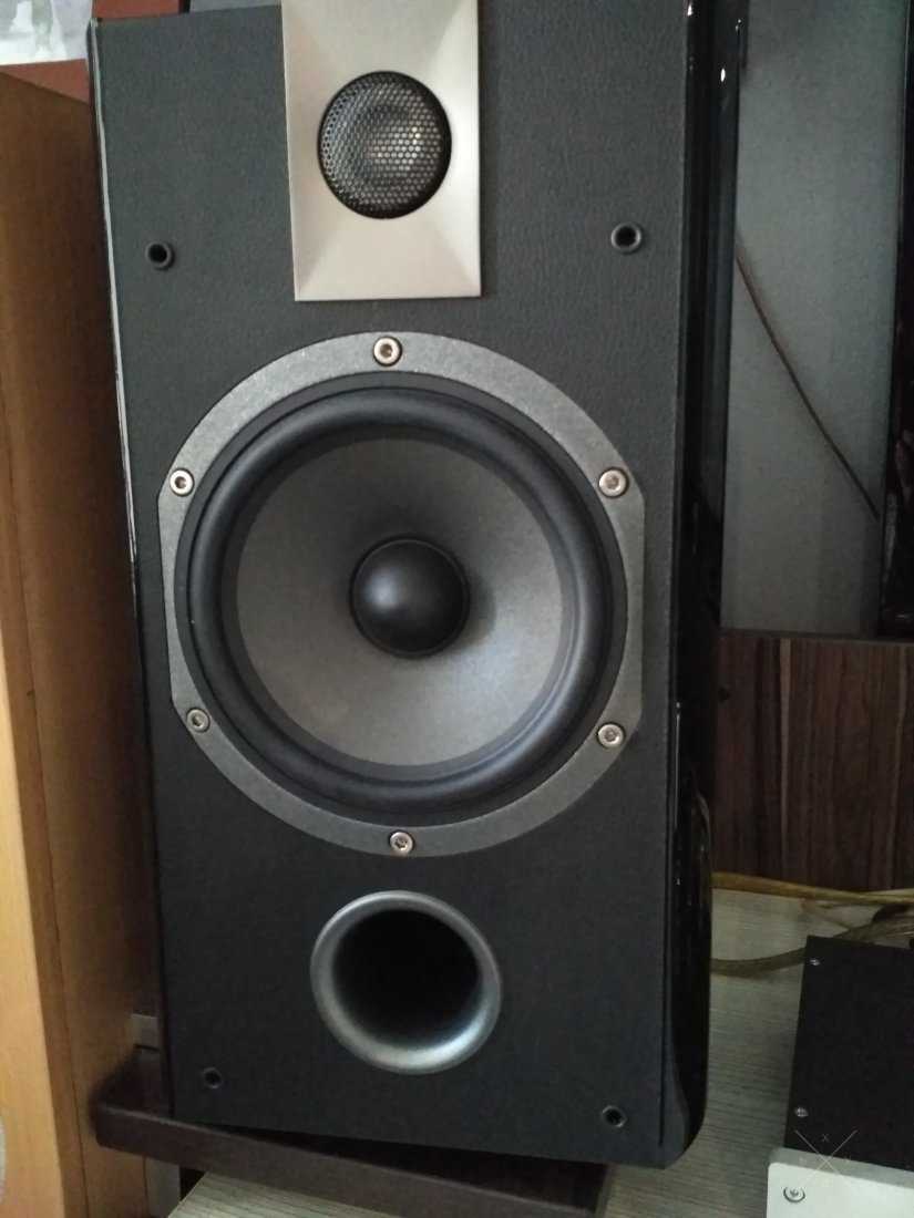 Продам акустику (колонки) Focal - JMLab Chorus 706