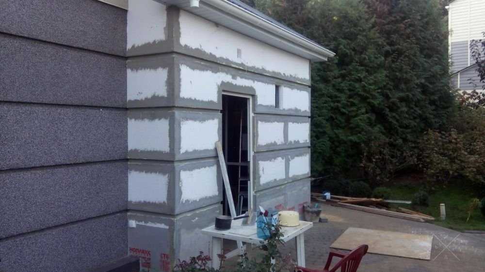 Утепление,покраска фасадов,откосов,балкона.Утеплення будинків,відкосів