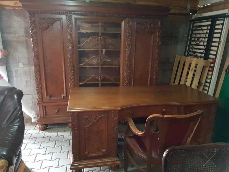 Дубовые кабинеты