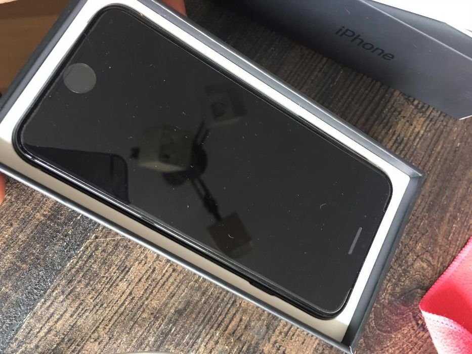 Apple iPhone 7 256 Jet Black Neverlock New