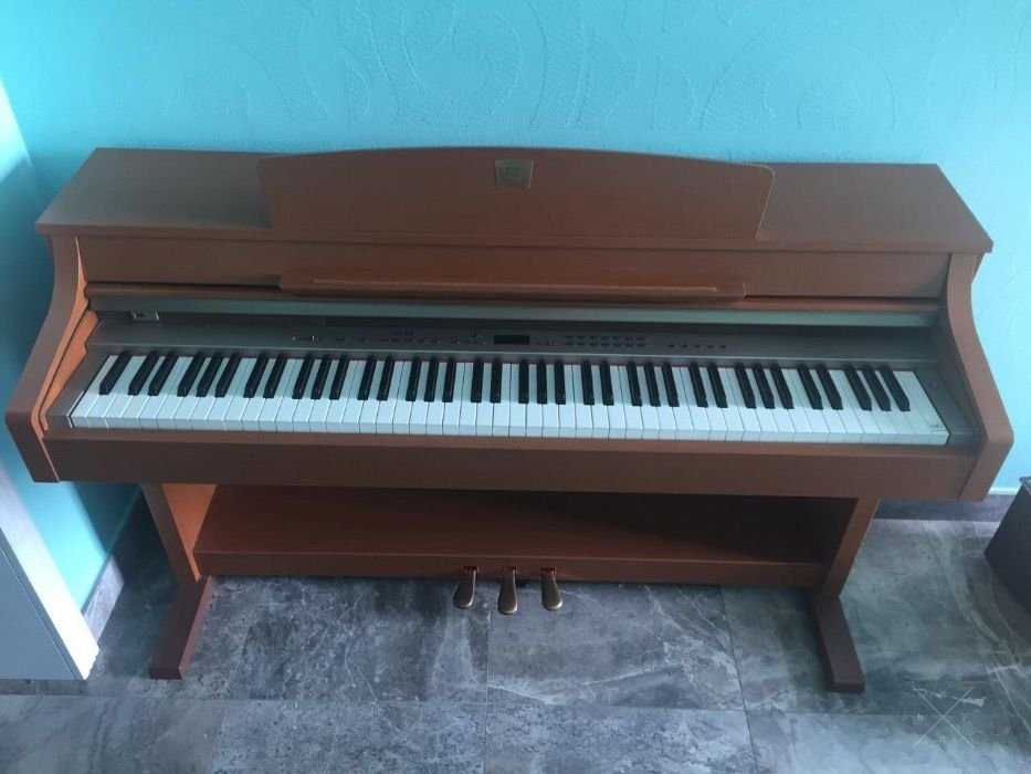 Цифровое пианино Yamaha Clavinova CLP330C