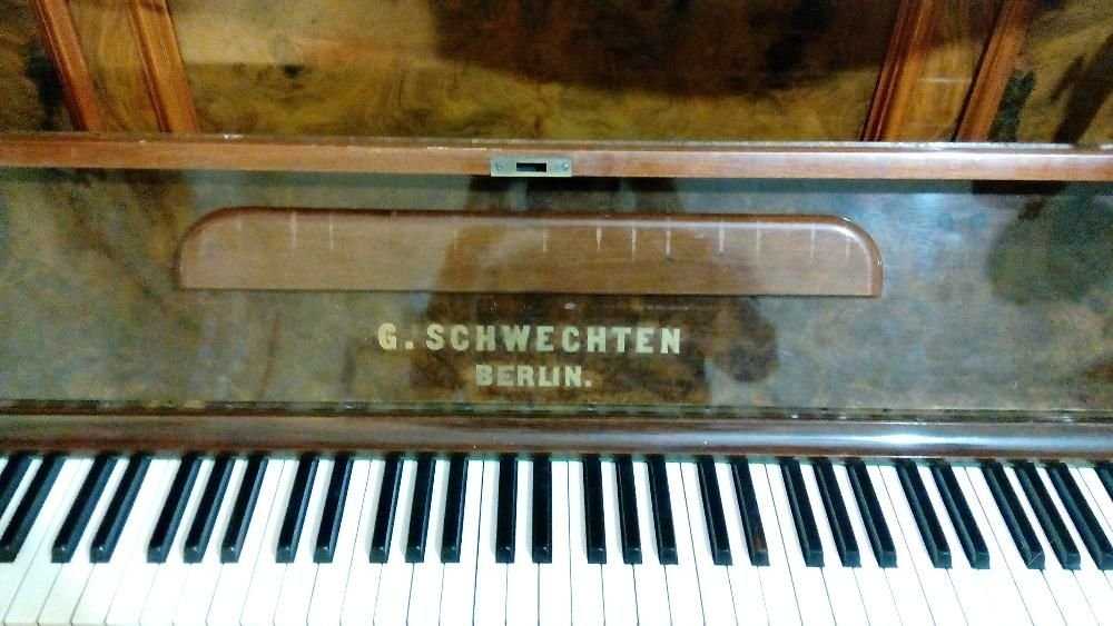 Пианино немецкое G.Schwechten. Berlin