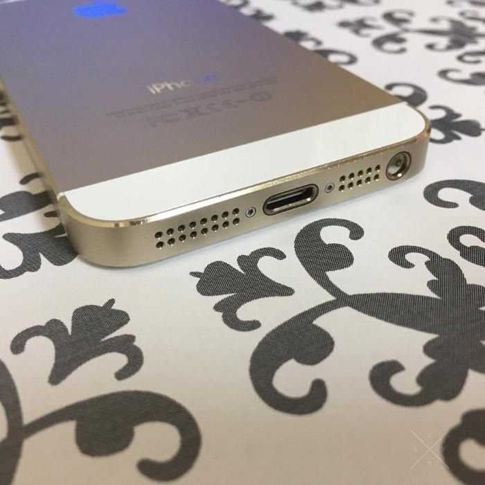 Продам Apple Iphone 5S 16 gb , оригинал