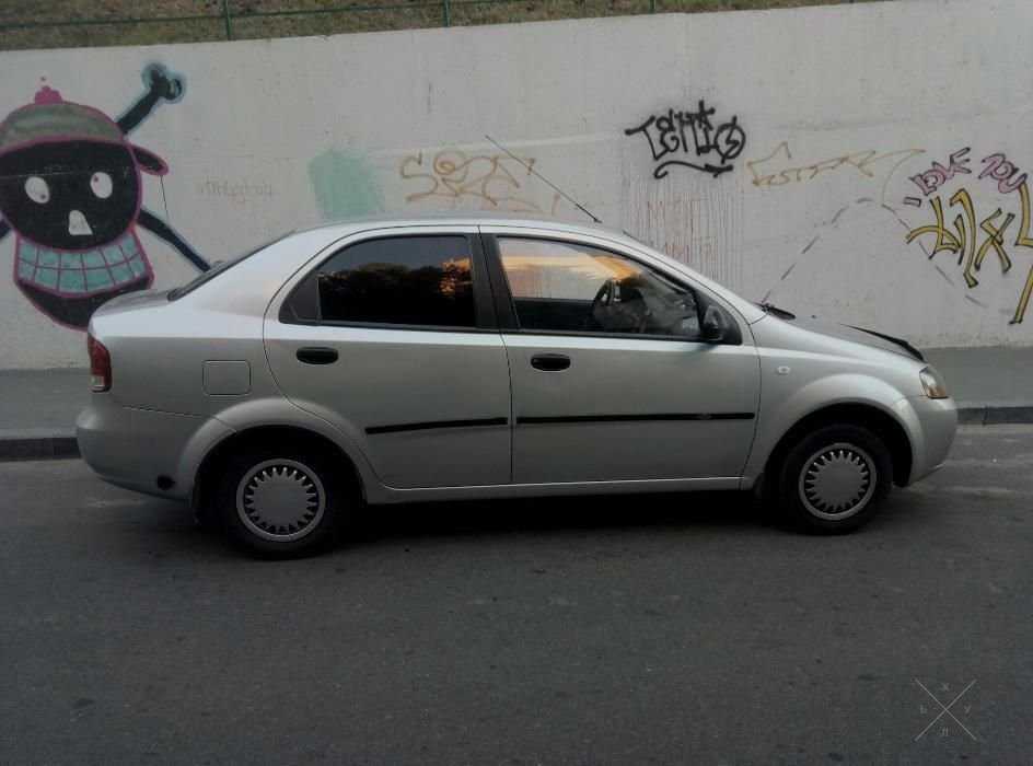 Автомобиль Chevrolet Aveo.