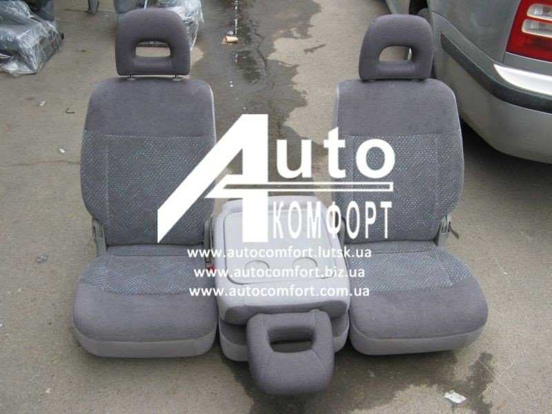 Автосиденья б. у. Mazda Premacy (Мазда Премаси) 3 шт. `